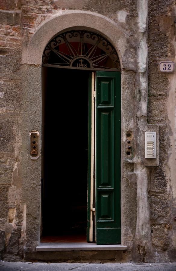 Bed and Breakfast A Palazzo Busdraghi Residenza D'Epoca Lucca Exterior foto